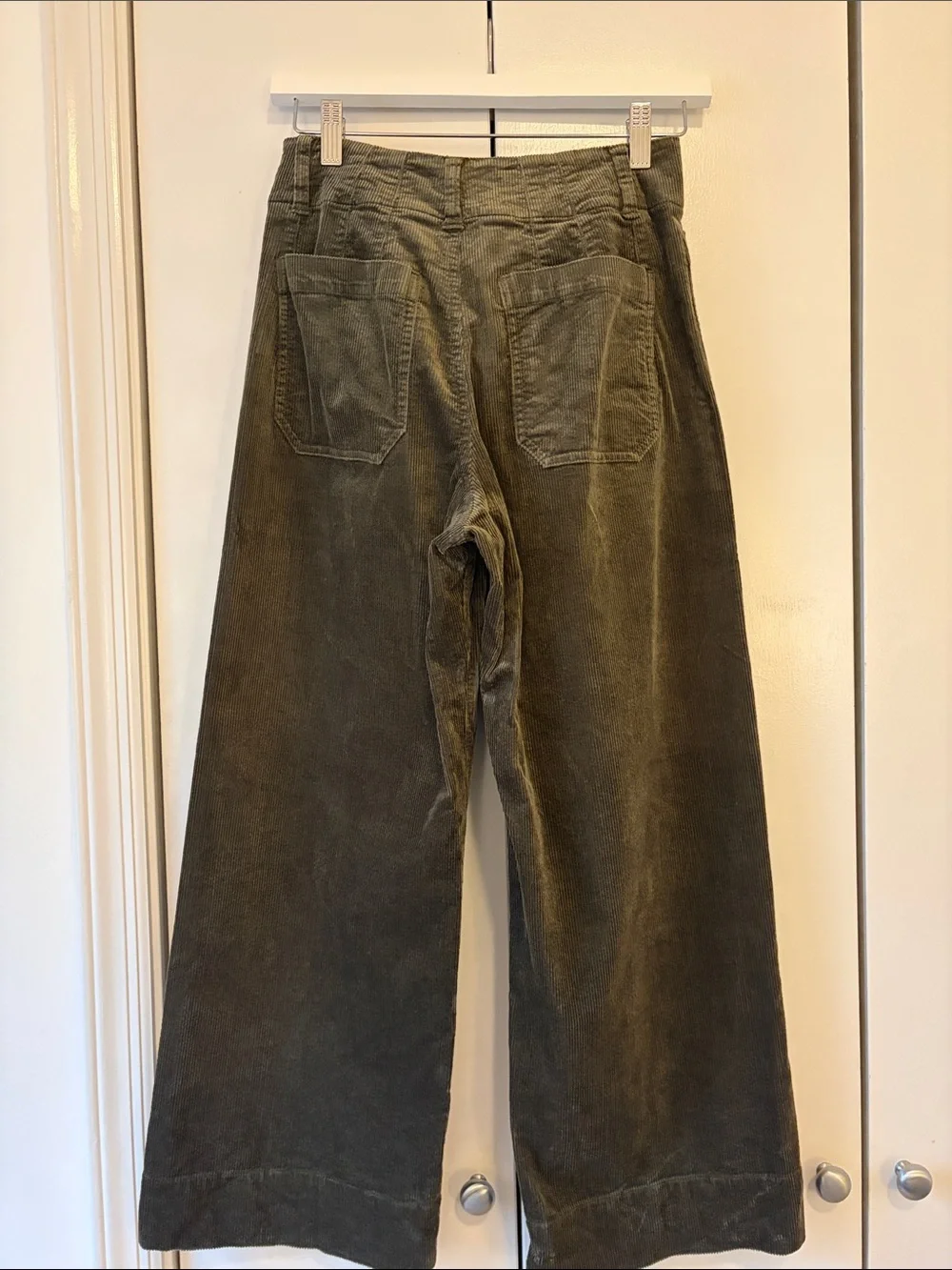 Anthropologie Maeve the Colette Wide-Leg Crop Corduroy Pants in Olive Green 26 - Picture 7 of 8
